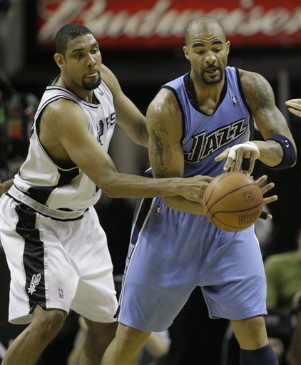 旧将BUFF+1，今夏离队的阿尔瓦罗攻破皇马大门（旧将效应再现：今夏离队的阿尔瓦罗反戈一击破门皇马）