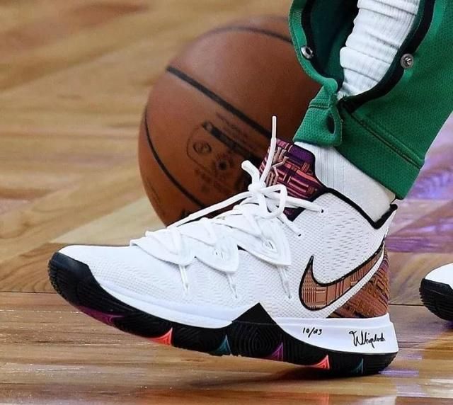 北青谈国少0-2缅甸：失误多，心态有问题，缺乏随机应变（北青评国少0-2负缅甸：失误频仍、心态失衡、临场应变不足）